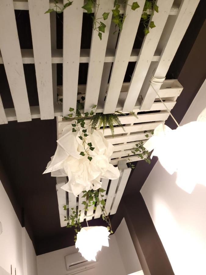 Small And Cozy Rooms - G บาเลนเซีย ภายนอก รูปภาพ